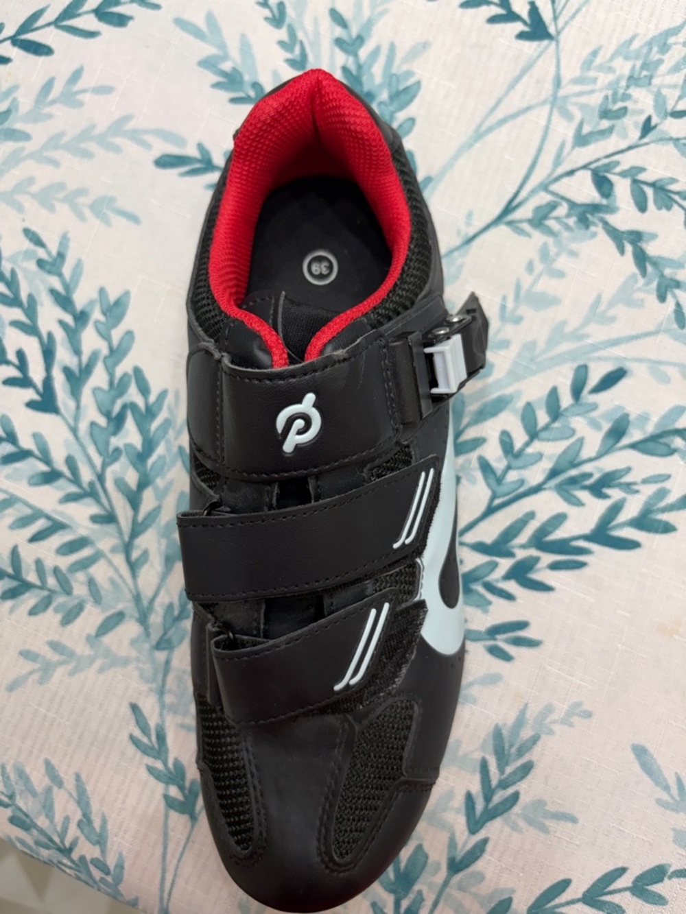 LEFT SHOE ONLY Peloton Black Cycling Shoe with Red Lining and White Accents